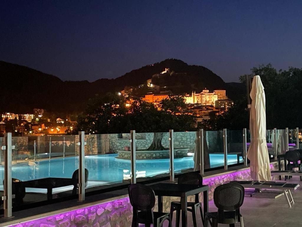 Hotel Gans Cascia Ngoại thất bức ảnh